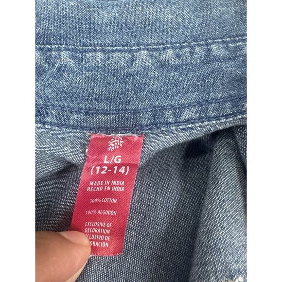 Vintage Denim Shirt Womens Large Santa Reindeer Christmas Embroidered 90s - Picture 3 of 7